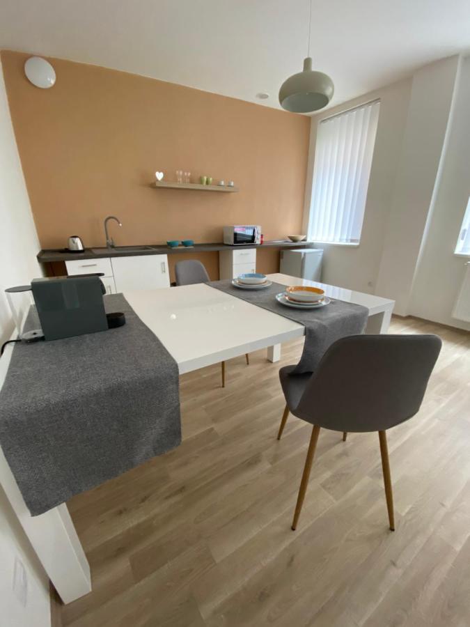 Apartman Oko Písek Exterior foto